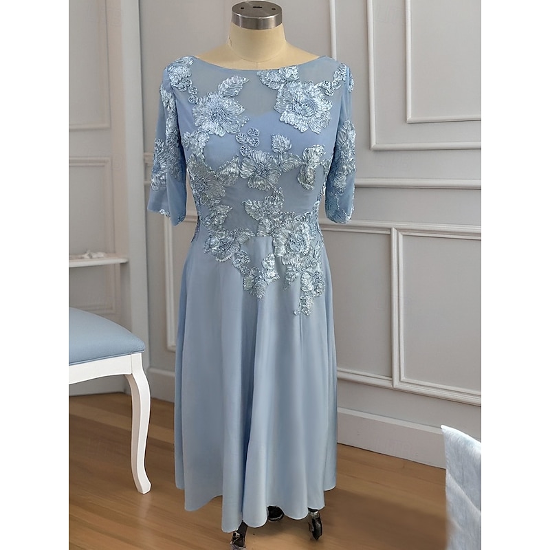 A-Line Floral Embroidered Lace Mother of the Bride Dress Elegant Simple Luxurious Boat Neck Floor Length Maxi Length Satin Lace Half Sleeve4