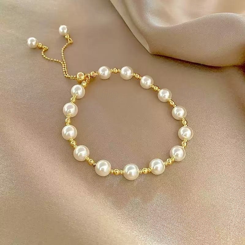 Women's Bead Bracelet Beads Precious Elegant Stylish Plastic Bracelet Jewelry Golden For Party3