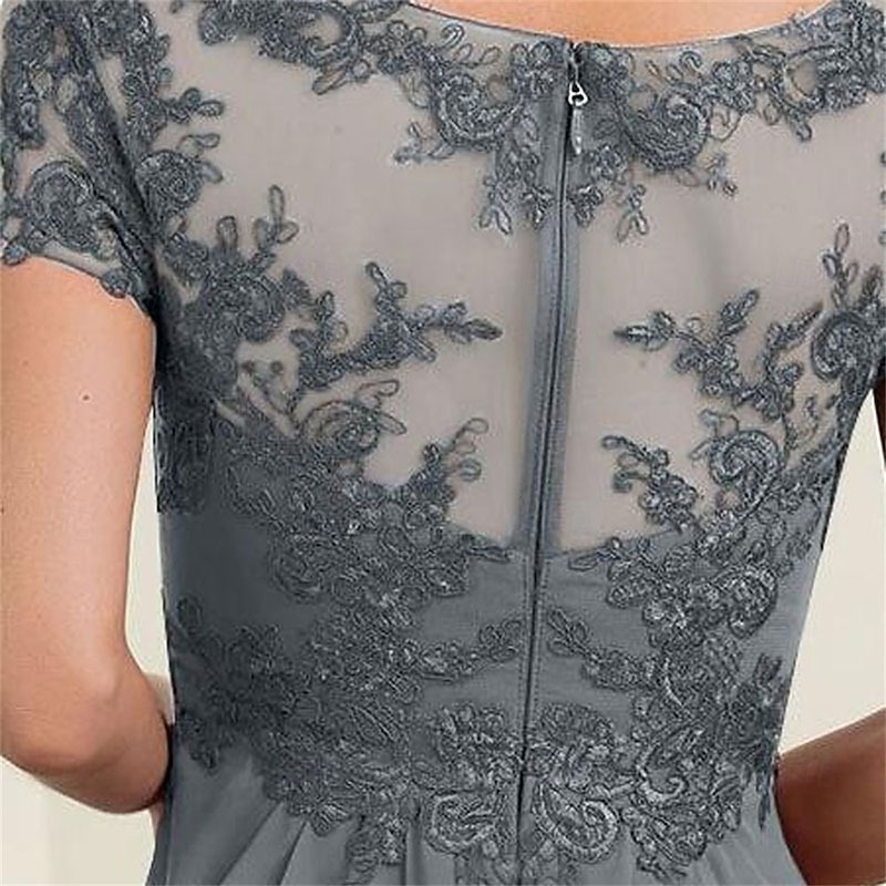 A-Line Mother of the Bride Dress Elegant Simple V Neck Floor Length Chiffon Short Sleeve with Solid Color3