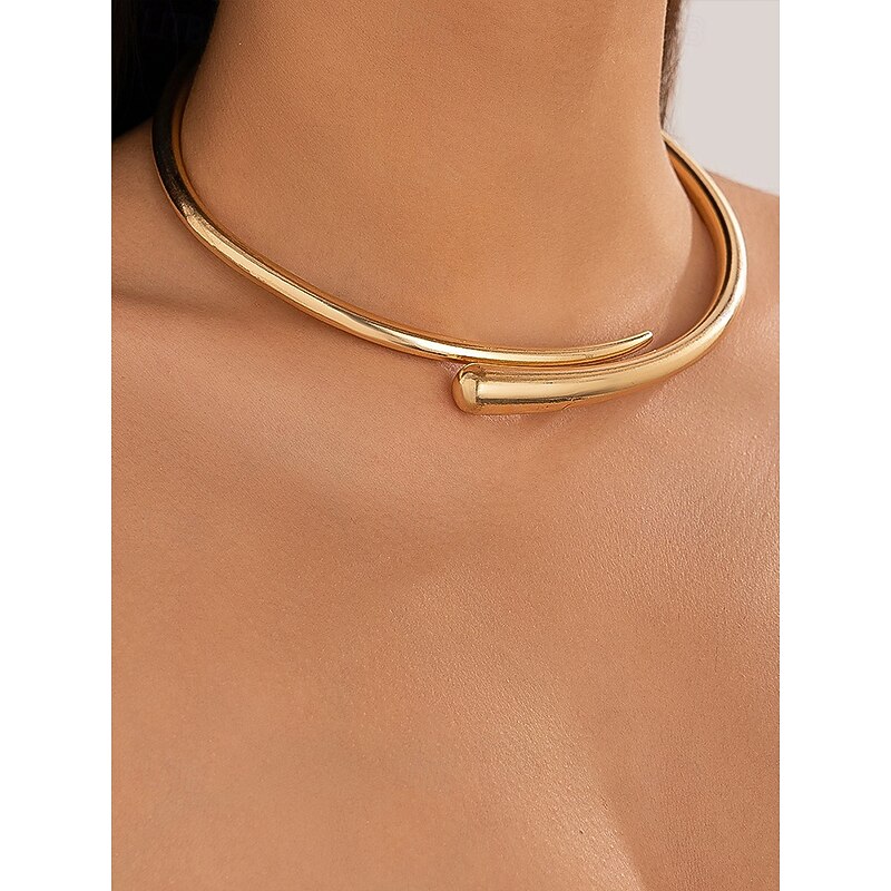 Women's gold silver streamlined necklace bracelet ring set, Simple open design jewelry for fashion-forward women, Suitable for parties, Office and stylish daily looks4