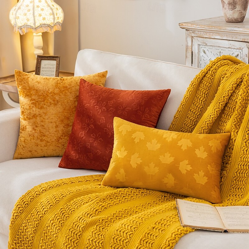 1 pcs Velvet Pillow Cover, Leaf Vintage Square Zipper Traditional Classic3