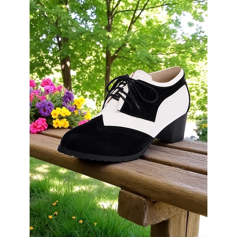 Women's Two-Tone Black and White Oxford Heels with Brogue Detailing – 1950s Vintage Lace-Up Dress Shoes for Daily Wear, Spring Outfits, and Retro-Inspired Looks4