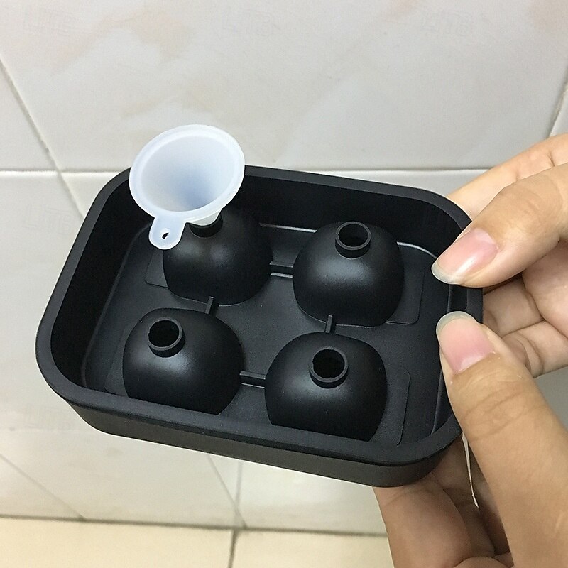 Halloween Ice Cube Tray Skull Mold for Freezer, Press-to-Release Silicone Ice Maker Box for Home Use, DIY Edible Ice Cube Mould for Drinks, Fun Halloween Party Bar Accessory3