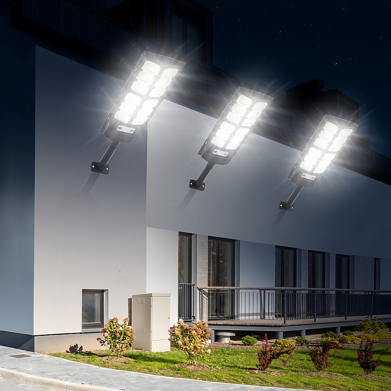 Solar Street Lights Outdoor Waterproof  LED Parking Lot Light Motion Sensor Dusk to Dawn Remote Control  1PC4