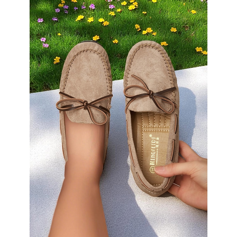 Women's Moccasin Loafers with Bow – Comfort Slip-On Driving Flats for Casual Outings, Garden Walks, Beer Festivals and Spring Picnics3