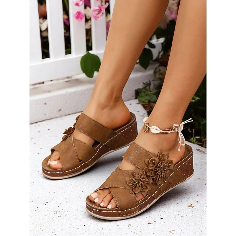 Women's Brown Floral Slide Sandals with Cushion Sole for Home Wear Garden Relaxation and Casual Weekend Outings3