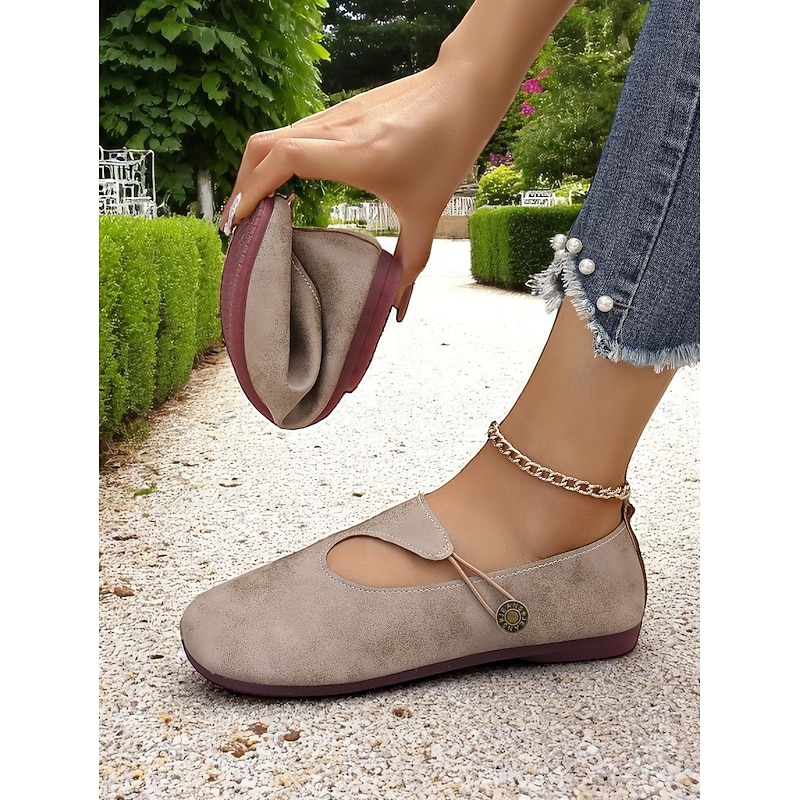 Women's Wide-Width Retro Mary Jane Flats with Button Strap, Vintage Comfort Shoes for Daily Strolls & Farm Outings