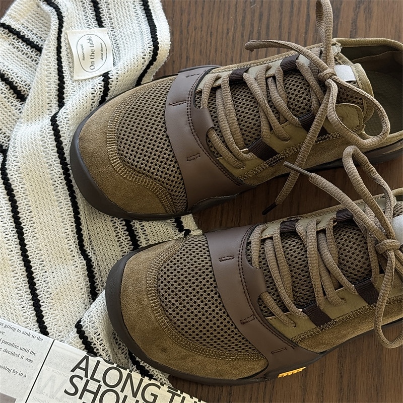 Men's Outdoor Sports Hiking Shoes – Durable Mesh and Leather Sneakers with Non-slip Sole for Hiking and Daily Use4