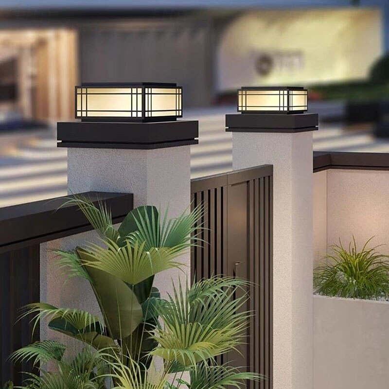 Outdoor Post Lights Fixture Modern Yard Entry Outdoor Column Lights Metal Housing Patio Pillar Lights 110-240V 5W3