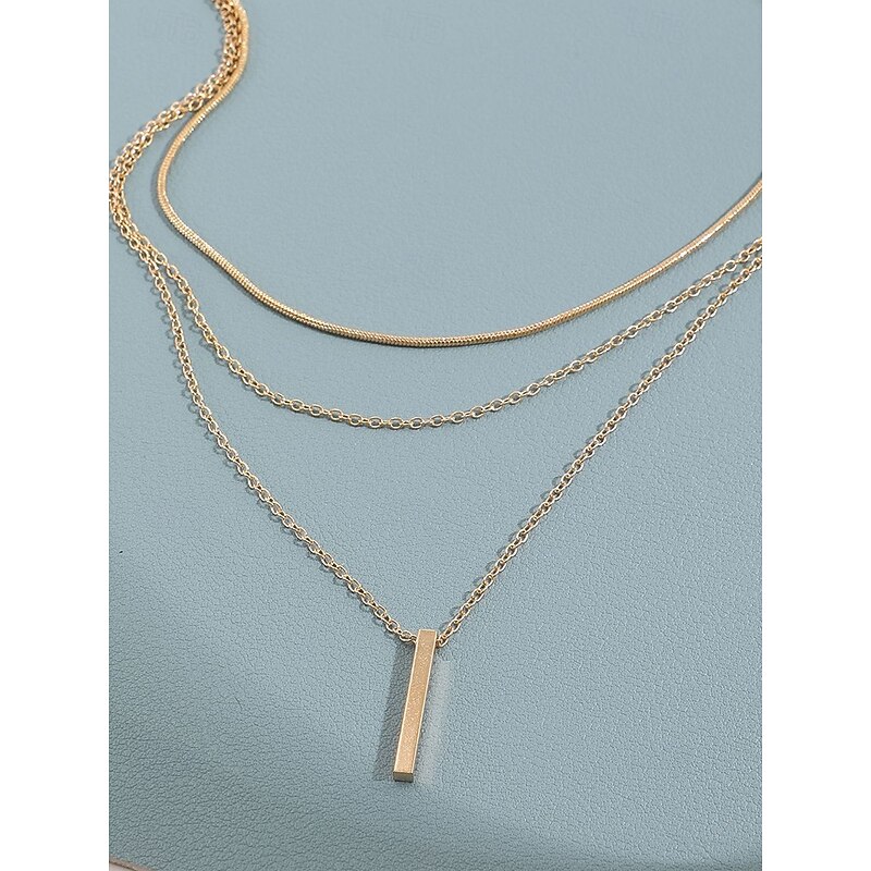 Women's Layered Gold Bar Pendant Necklace, Minimalist Multi-Strand Chain Jewelry for Casual, Office and Date Night Wear4