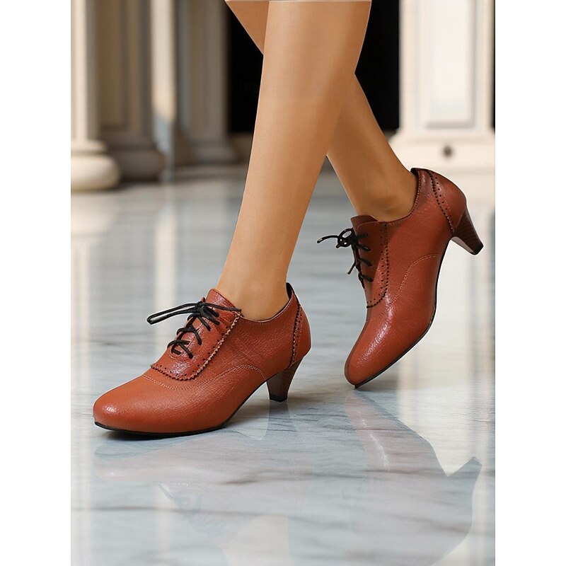 Women's 1930s Vintage Oxford Heels – Brown Lace-Up Low Heel Faux Leather Shoes for Retro-Inspired Daily, Office, and Swing Dance Outfits