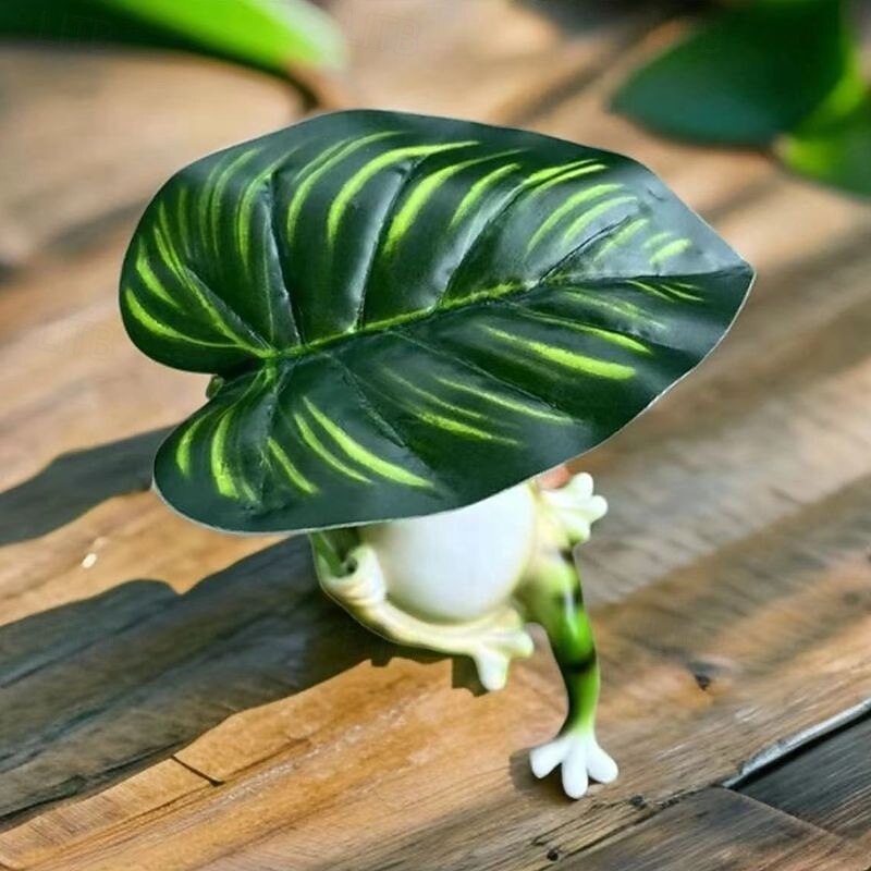 Realistic Frog Figurine on Leaf, Artificial Frog Decoration for Fish Tank, Pond, Miniature Garden Landscape, Home and Balcony Outdoor Patio Ornament4
