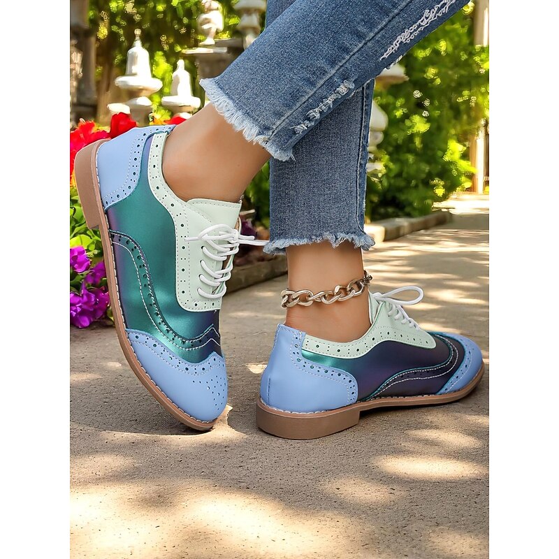 Women's Colorblock Wingtip Oxford Shoes  1950s Retro Lace-Up Brogues with Iridescent Panels for Casual Outings and Vintage-Inspired Street Style4