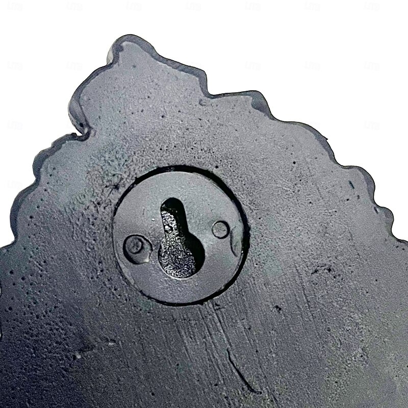 Halloween Gothic Trick or Treat Cute Ghost Wall Hanging, Resin Decoration for Spooky Home and Party Decor4