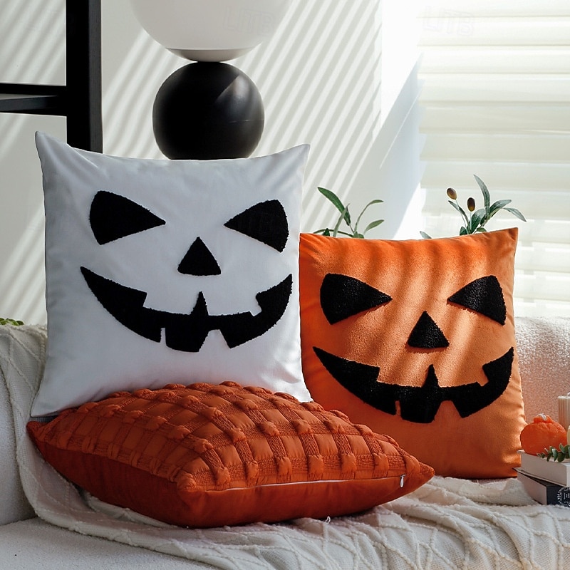 1 pcs Velvet Pillow Cover, Halloween Square Traditional Classic