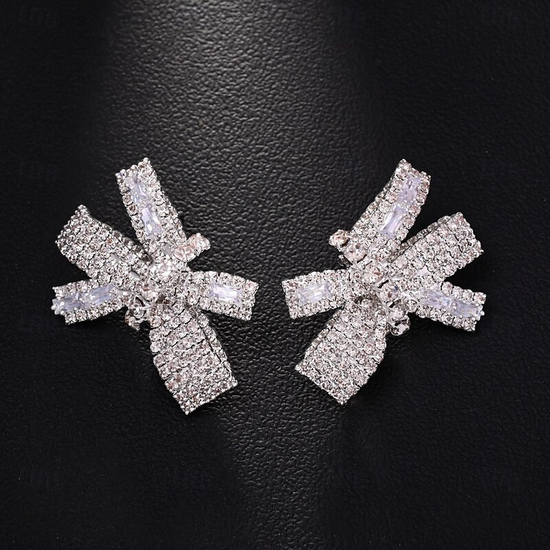 Women's Stud Earrings Vintage Style Precious Bowknot Fashion Cute Imitation Diamond Earrings Jewelry Silver For Wedding Party Daily 1 Pair4