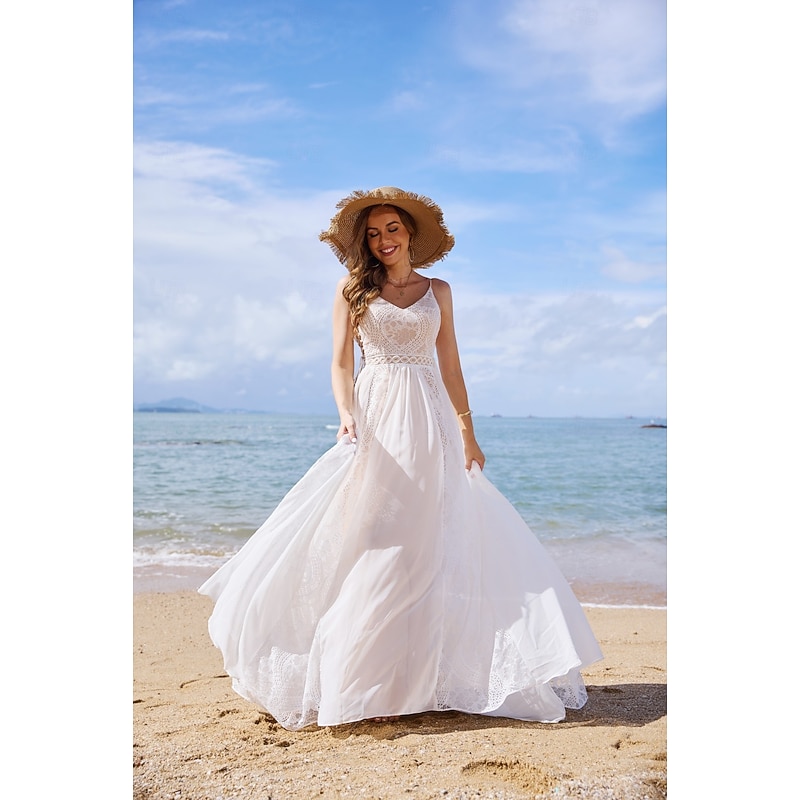 Beach Open Back Boho Wedding Dresses A-Line V Neck Spaghetti Strap Sleeveless Sweep / Brush Train Chiffon Bridal Gowns With Tassel
