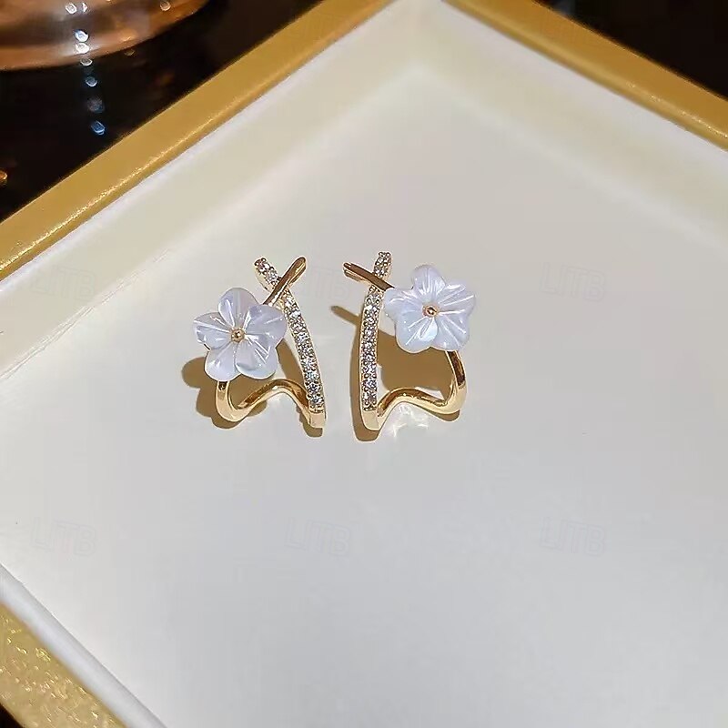 Women's Stud Earrings Tropical Joy Flower Shape Tropical Earrings Jewelry Gold For Party3