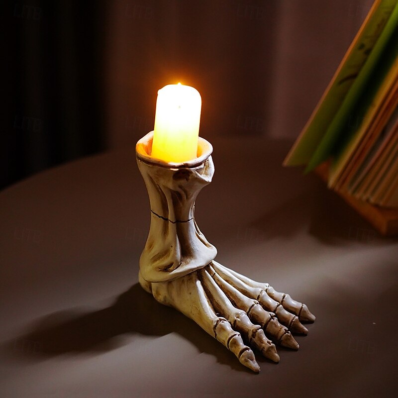 Halloween Statue Realistic Skeleton Foot Candle Holder Home Decor Gothic Resin Candle Base Unique Bar Restaurant Stylish Candle Stand Spooky Tabletop Ornament3