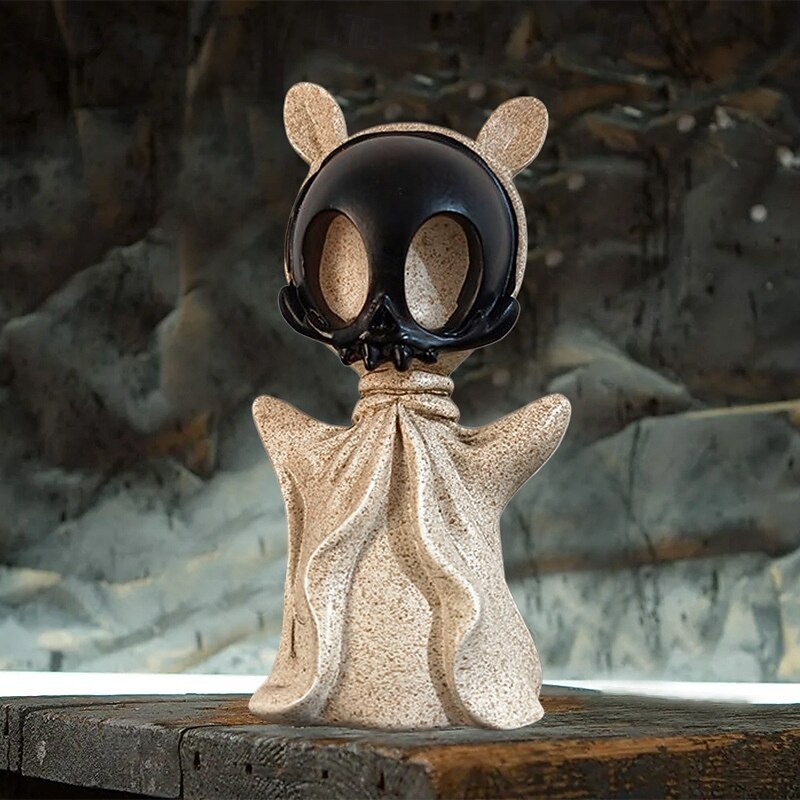 Halloween Casey Figurine Resin Decoration, Spooky Holiday Ornament for Home, Desktop or Outdoor Display, Festive Halloween Gift for Kids and Adults