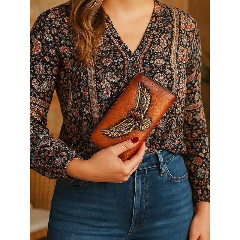 Women's Genuine Leather Long Wallet with Carved Eagle Design, Vintage Zipper Clutch Purse for Stylish Ladies, Perfect for Daily Use and Special Occasions3