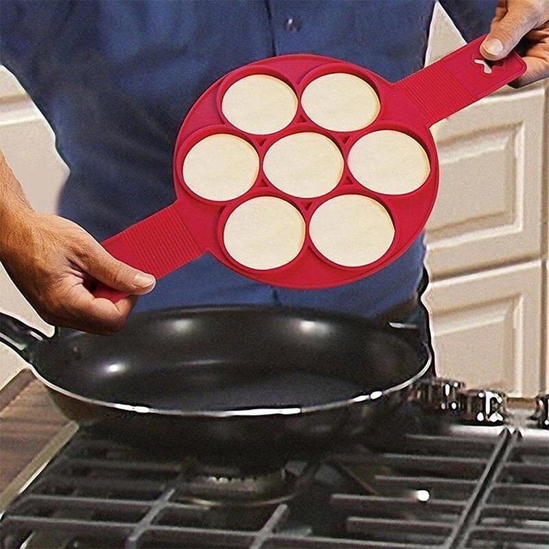 Non Stick Silicone Pancake Mold Ring Seven Hole Egg Ring for Cooking High Temperature Resistant Round Mold for Fried Eggs Pancakes and Baking Kitchen Tool2