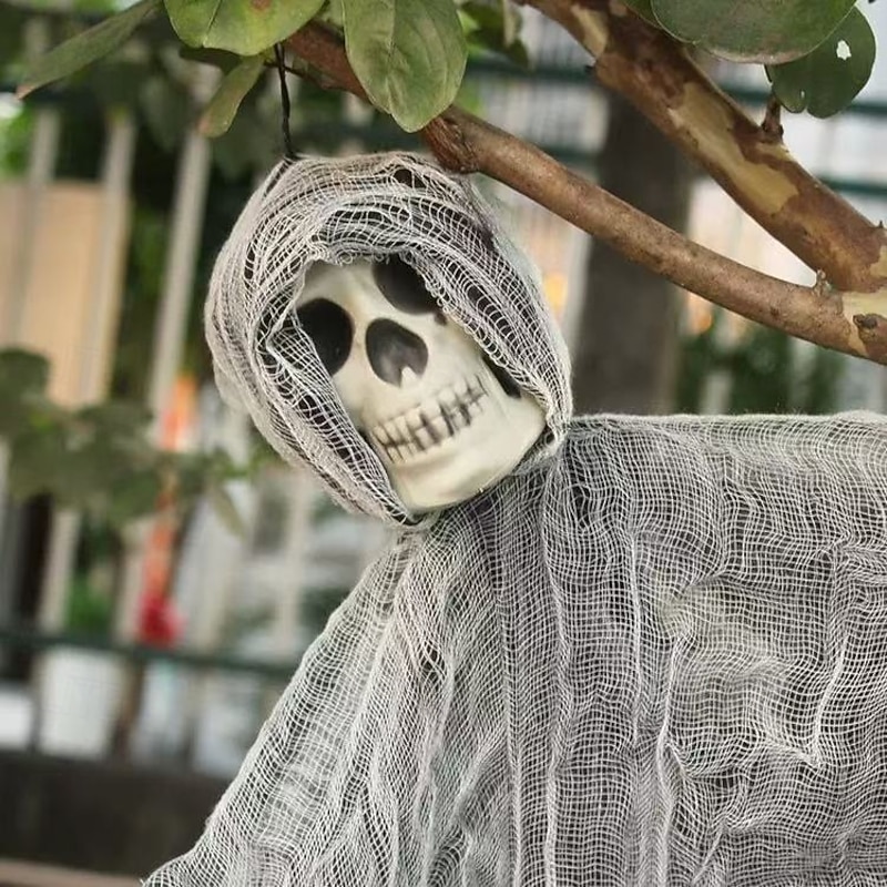 Halloween Large Hanging Ghost Scary Skull Decoration, Haunted House and Escape Room Prop, Witch and Horror Scene Setup for Bar, KTV, Party, Spooky Halloween Decor3