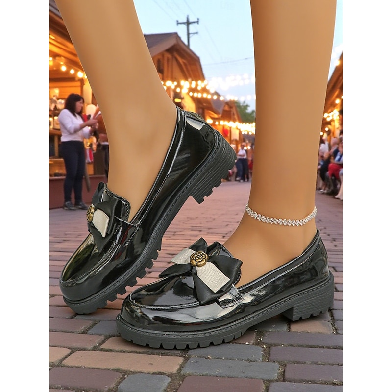 Women's Patent Leather Loafers with Bow and Flower Detail – Retro Flat Slip-On Shoes for Oktoberfest, Fall Festivals, and Casual Streetwear2
