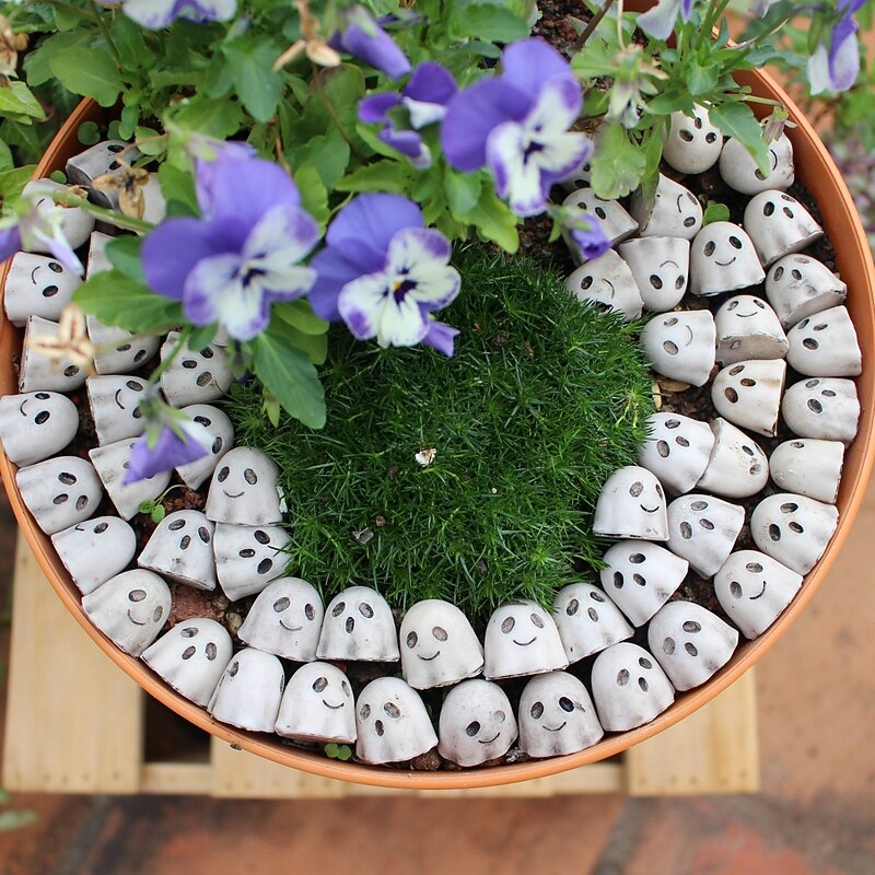 20PCS Halloween Mini Resin Ghosts and Pebble Set, Spooky Outdoor Lawn Planter Bonsai Landscape Decorations, Halloween Garden Ornaments