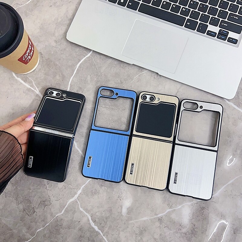 Phone Case For Samsung Galaxy Z Flip 6 Z Flip 5 Z Flip 4 Z Flip 3 Back Cover Shockproof Retro2