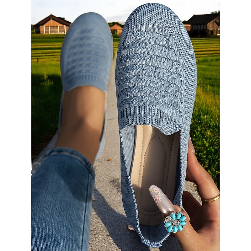 Women's Breathable Flyknit Casual Flats – Lightweight Round Toe Slip-On Shoes for Walking, Travel and Daily Comfort3
