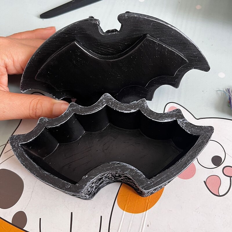 Halloween Bat Resin Storage Box, Gothic Style Bat Sculpture Container, Decorative Resin Box for Home, Party, Desk Decor3