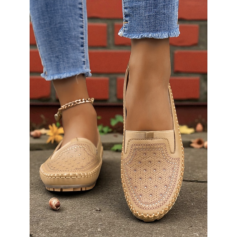 Women's Comfortable Slip-On Loafers – Soft Leather Casual Walking Flats with Stitch Detailing for Daily Wear, Travel and Errands