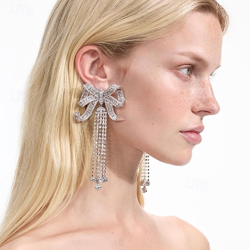 Women's Stud Earrings Geometrical Precious Bowknot Vintage Fashion Dangling Imitation Diamond Earrings Jewelry Silver For Wedding Party Holiday Prom 1 Pair2