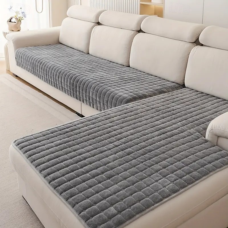 Quilted Flannel Sofa Covers, Soft And Durable Furniture Protectors, Suitable for All Seasons, Cat And Dog Friendly, Machine Washable, Suitable for Bedroom, Living Room, Office, Home Decoration, Living