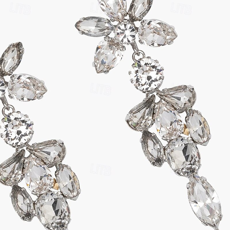 Women's Stud Earrings Tassel Fringe Precious Petal Elegant Fashion Personalized Imitation Diamond Earrings Jewelry Silver For Wedding Party Daily 1 Pair4