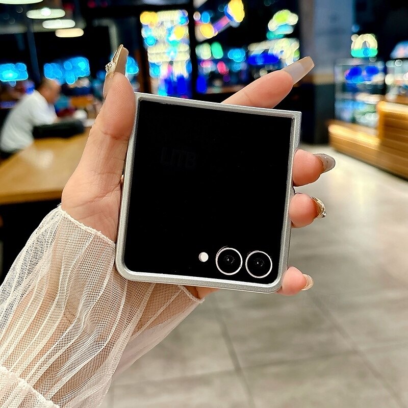 Phone Case For Samsung Galaxy Z Flip 7 Z Flip 6 Z Flip 5 Z Flip 4 Z Flip 3 Back Cover Shockproof Color Gradient3