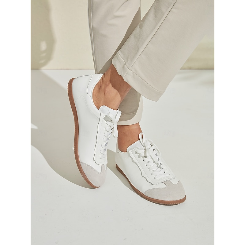 Women Lace Up Faux-Leather White Golf Shoes
