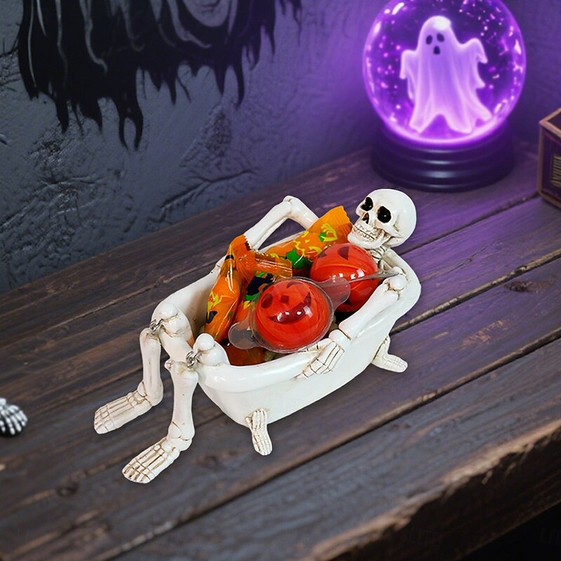 Halloween Gothic Bathtub Skull Flower Pot Statue with Drainage Holes Resin Sculpture with Skeleton Design Novelty Planter Suitable for Patio, Garden, Home Decoration2