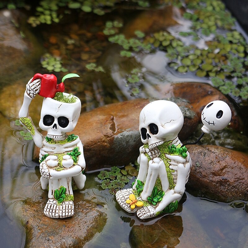 2PCS Halloween Creative Resin Thinking Skeleton Figurines Set, Spooky Outdoor Yard, Lawn, Planter, and Home Decorations4