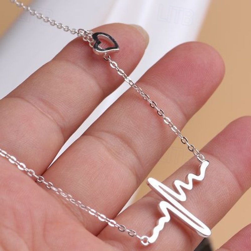Necklace Chrome Women's Elegant Fashion Artistic Classic Heart Lovely Necklace For Party Work Halloween