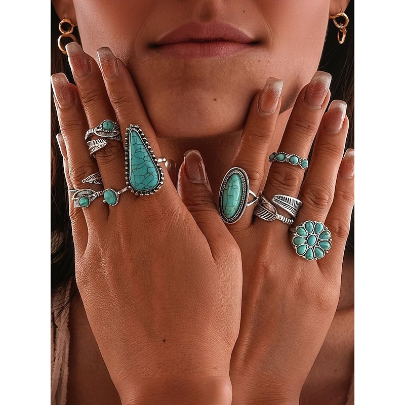 Women's Bohemian Turquoise Ring Set – Vintage Silver Plated Stackable Rings with Blue Stone Details for Parties, Festivals and Everyday Wear