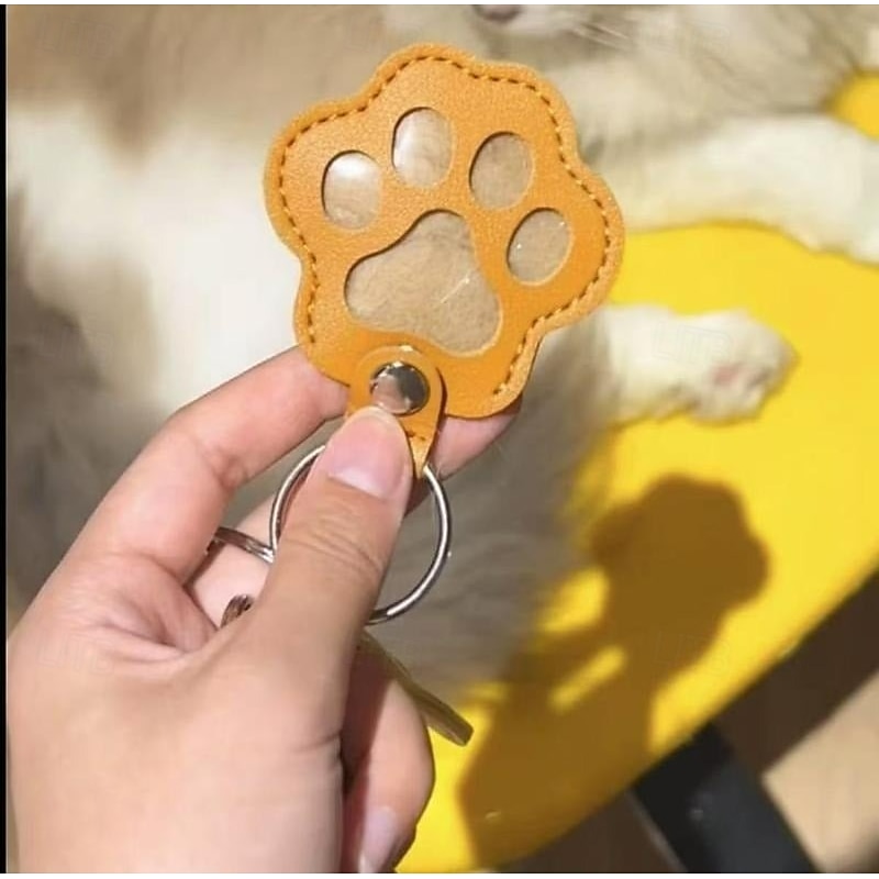Pet Paw Shaped Leather Keychain Creative Keepsake Pendant for Cat Dog Hair Memory Storage Cute Charm Accessory for Handbag Purse Decoration3