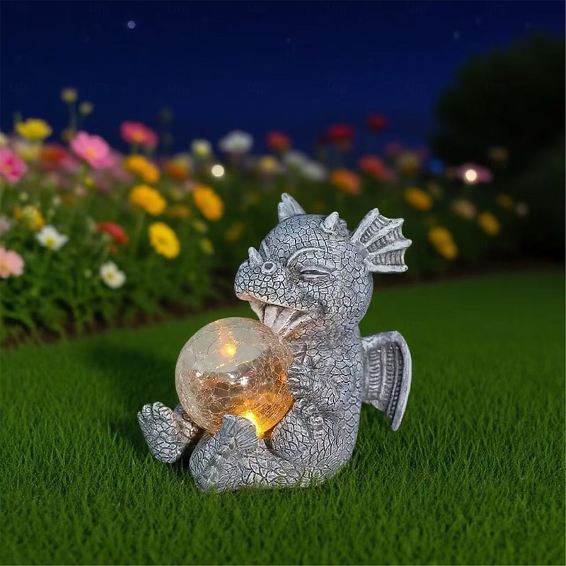Creative Dragon Garden Statue Lamp Cute Resin Dragon Baby Holding Magic Orb With Solar LED Light For Outdoor Garden Ornament 1pc