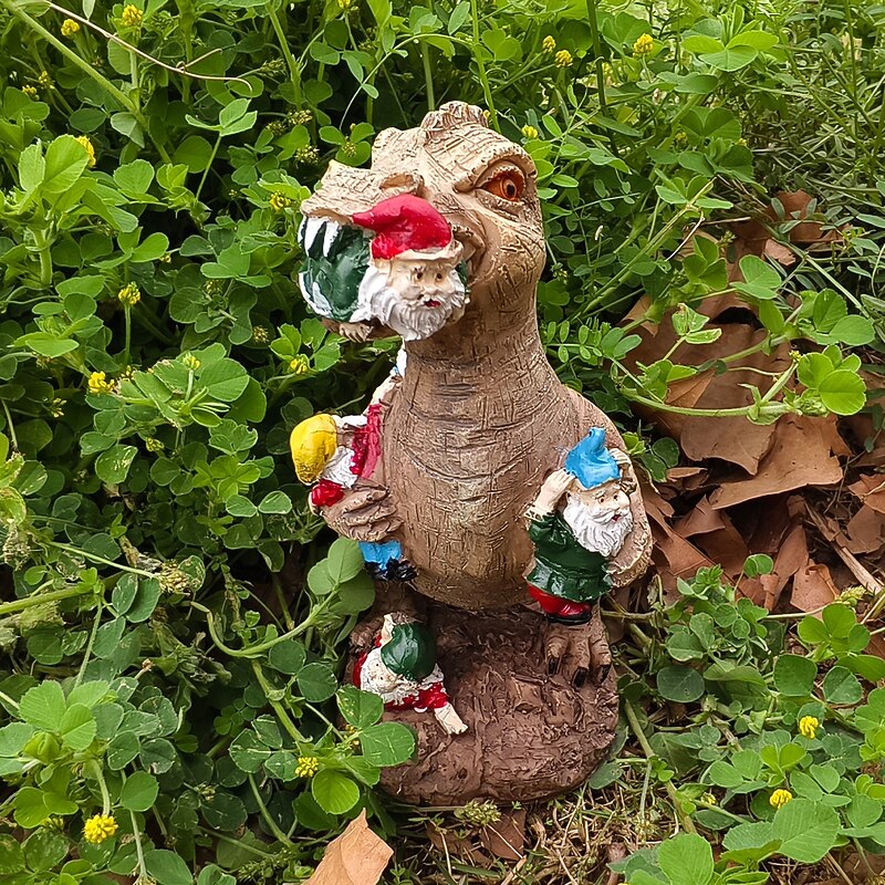 Dinosaur Grabbing Gnome Resin Statue, Funny Garden Gnome Decoration for Outdoor Yard or Home, Creative Resin Ornament Gift for Dinosaur Lovers and Garden Decor4
