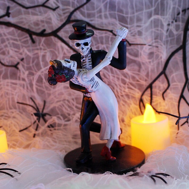 Halloween Dancing Skeleton Couple Resin Figurine, Spooky Romantic Skeleton Lovers Tabletop Decoration, Halloween Home Decor Ornament
