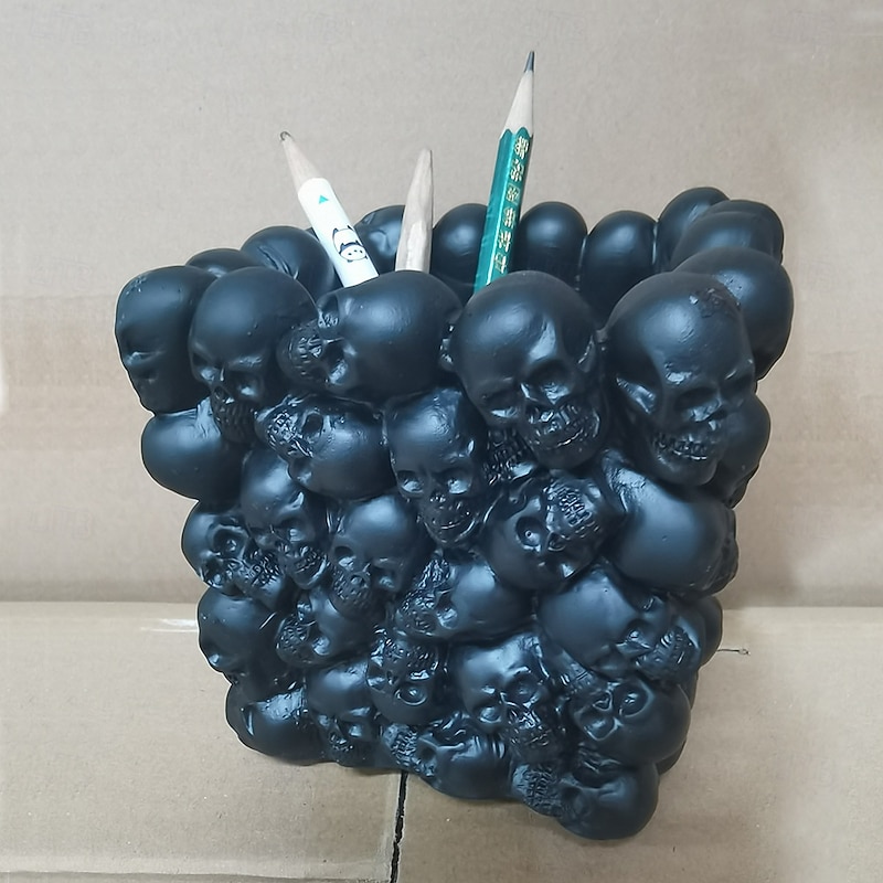 Halloween Resin Figurine Square Skull Pen Holder Mini Head Desktop Organizer Gothic Style Resin Planter Creative Tabletop Decoration for Home Office Halloween Spooky Decor4