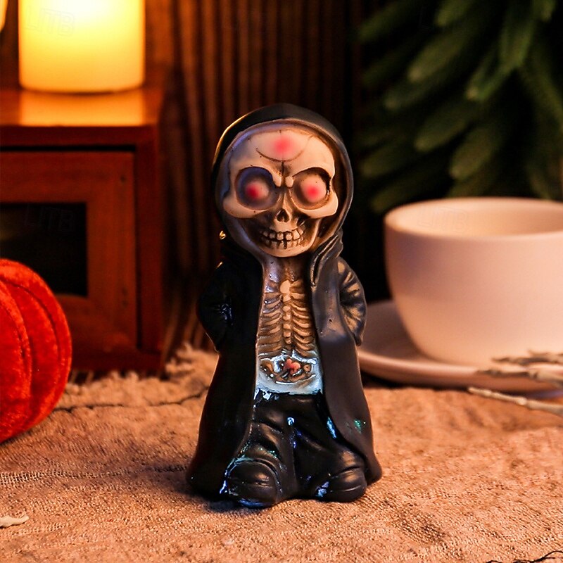 Halloween Standing Skull Lamp Battery Powered Ghost Festival Decoration Horror Mask Man Candle Lamp Haunted House Bar Home Decor4