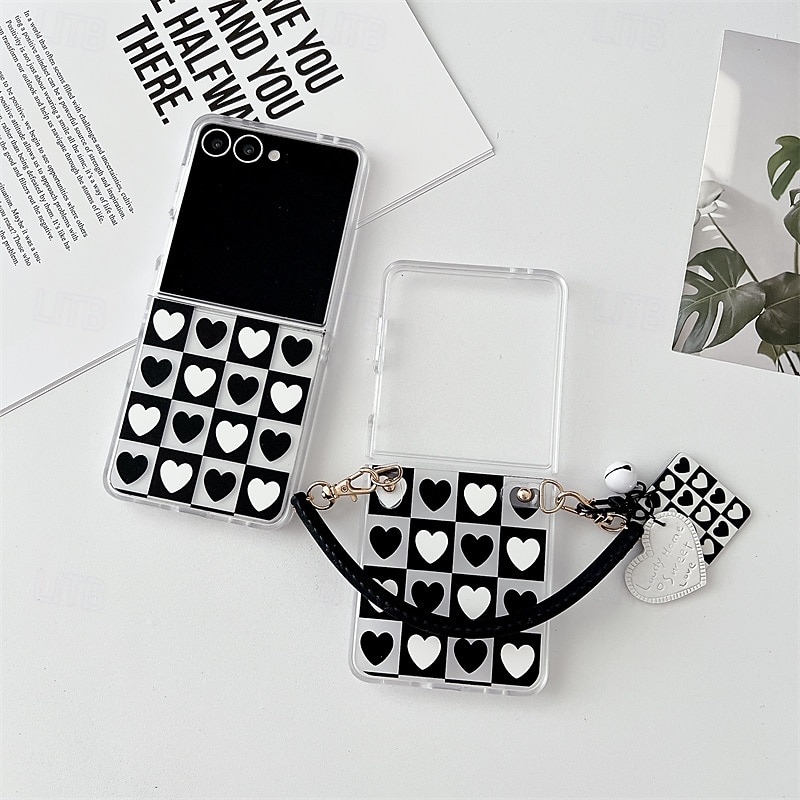 Phone Case For Samsung Galaxy Z Flip 7 Z Flip 6 Z Flip 5 Z Flip 4 Back Cover Shockproof Heart Butterfly Flower Floral PC4