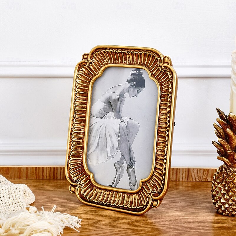European Vintage Gold Photo Frame with 3D Floral Pattern, Resin Decorative Tabletop Frame for Home Decor, Horizontal and Vertical Display, Ideal for Family Photos and Photography Props4